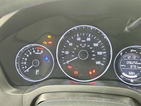 Used 2016 Honda HR-V LX image 17