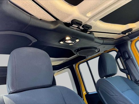 Used 2019 Jeep Wrangler Unlimited Sport S AWD/4WD image 13