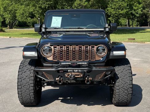 Used 2024 Jeep Wrangler Unlimited Rubicon w/ Technology Group AWD/4WD image 6