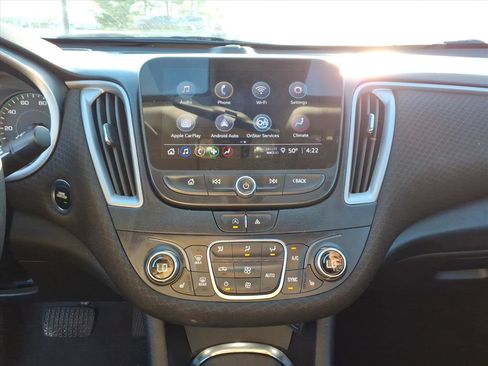 Used 2023 Chevrolet Malibu LT image 10