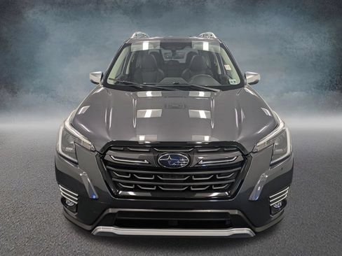 Used 2024 Subaru Forester Touring w/ POP Package 3 AWD/4WD image 2