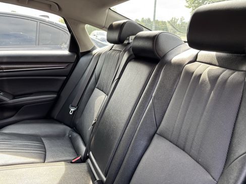 Used 2020 Honda Accord Touring image 33