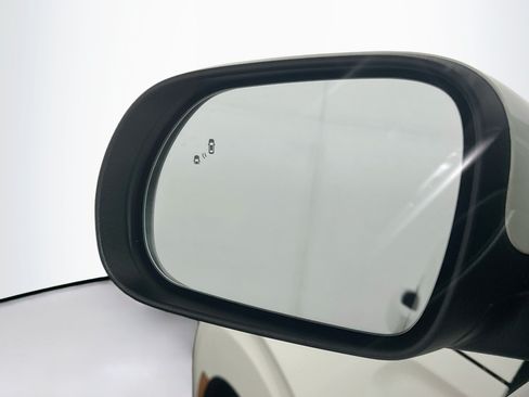 Used 2020 Kia Soul S FWD image 16