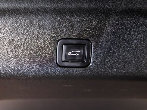 Used 2023 Cadillac Escalade Sport w/ LPO, ONYX Package AWD/4WD image 35