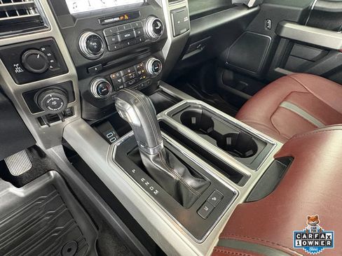 Used 2018 Ford F150 Platinum w/ Equipment Group 701A Luxury AWD/4WD image 24