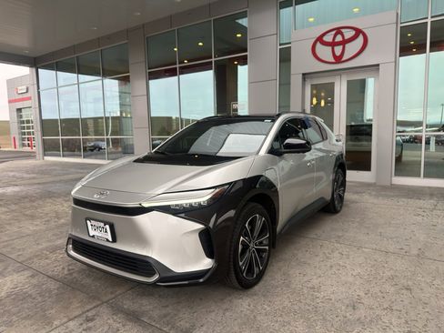 Certified 2024 Toyota bZ4X Limited image 4