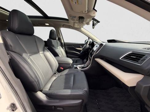 Certified 2022 Subaru Ascent Limited w/ Technology Package image 16