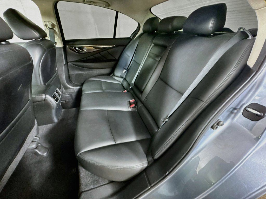 Used 2018 INFINITI Q50 Luxe RWD image 29