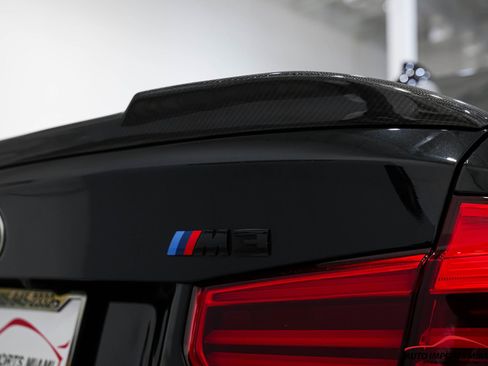 Used 2018 BMW M3 w/ Competition Package image 24