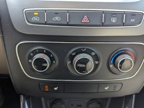 Used 2015 Kia Sorento LX image 39