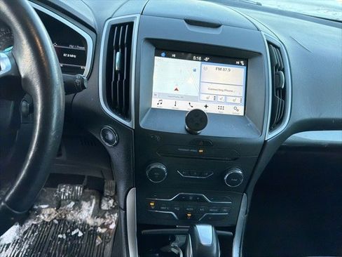 Used 2017 Ford Edge SEL w/ Equipment Group 201A image 11