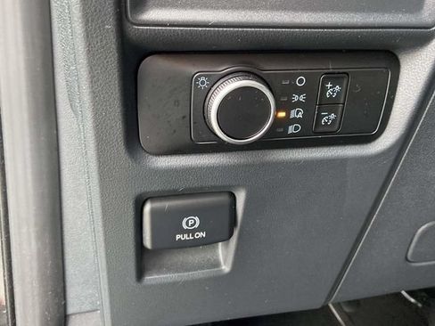 Certified 2024 Ford Expedition Max XLT RWD image 19