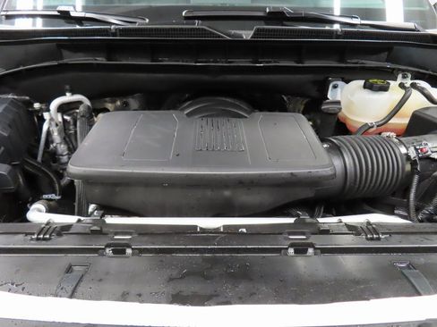 Used 2024 GMC Yukon AT4 image 31