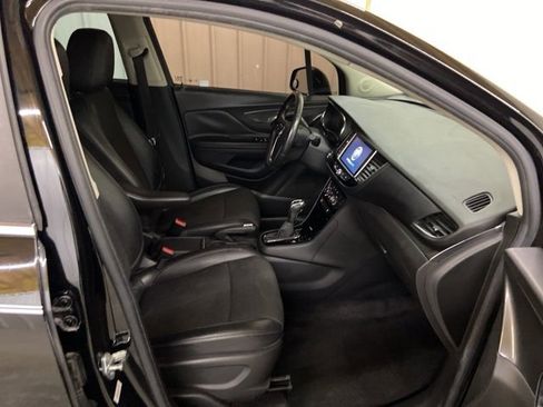 Used 2018 Buick Encore Preferred image 20