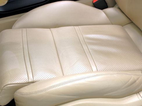 Used 2019 Porsche Cayenne image 35