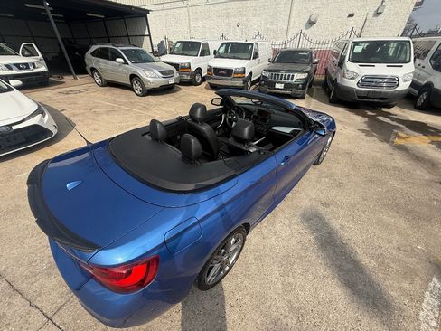 Used 2016 BMW M235i xDrive Convertible image 40