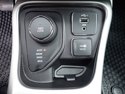 Certified 2019 Jeep Compass Latitude w/ Popular Equipment Group image 23