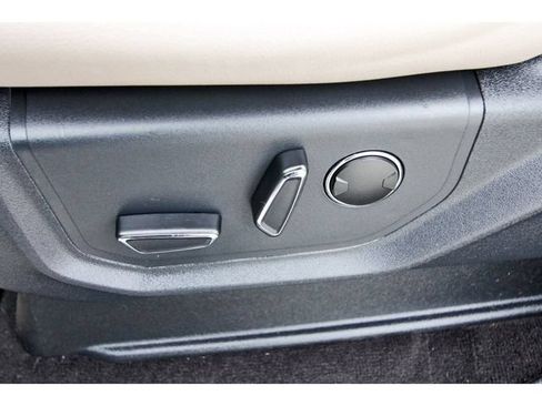 Used 2022 Ford Expedition Max Limited RWD image 26