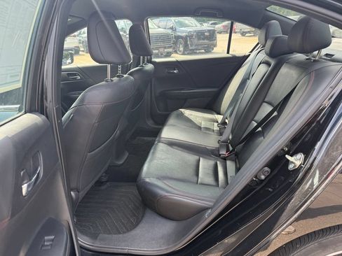 Used 2017 Honda Accord Sport Special Edition image 7