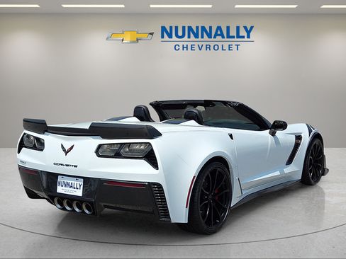 Used 2017 Chevrolet Corvette Z06 RWD image 6