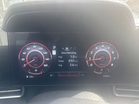 Used 2025 Hyundai Elantra SEL image 42