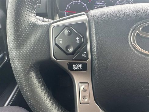 Used 2021 Toyota 4Runner SR5 image 27