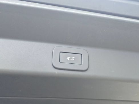 Certified 2024 Land Rover Range Rover Sport Dynamic SE AWD/4WD image 13