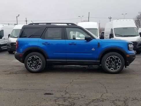 New 2025 Ford Bronco Sport Outer Banks w/ Outer Banks Tech Package+ AWD/4WD image 2