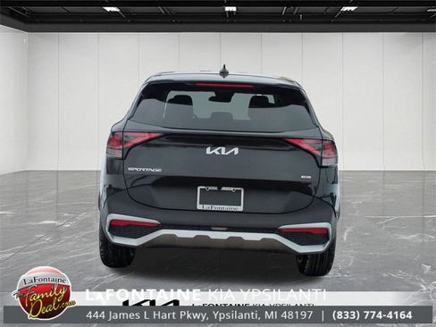Certified 2024 Kia Sportage LX image 4