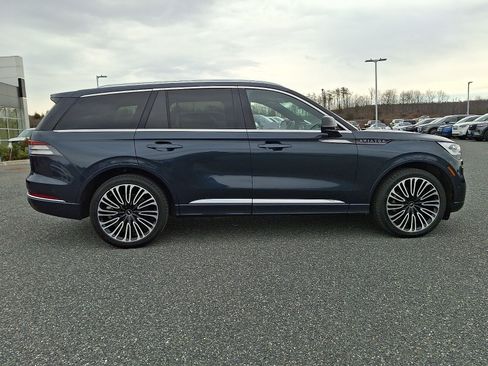 Certified 2023 Lincoln Aviator Black Label AWD/4WD image 8
