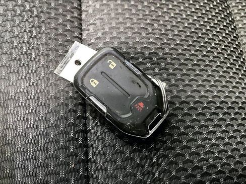 Used 2021 GMC Acadia SLE image 10