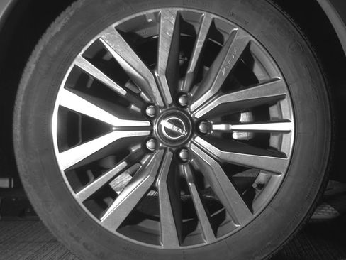 Used 2024 Nissan Kicks SV image 13