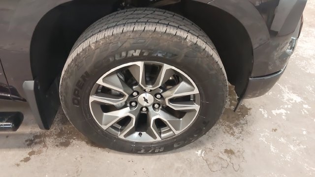 Used 2023 Chevrolet Silverado 1500 RST AWD/4WD image 40