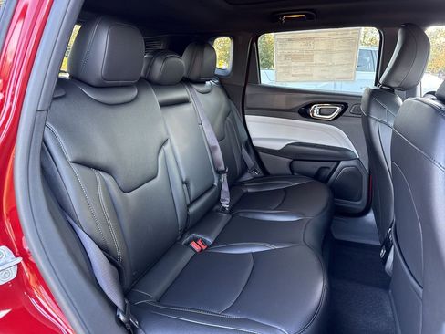 New 2026 Jeep Compass Limited w/ Sun, Sound & Navigation Group image 25