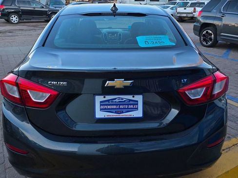 Used 2018 Chevrolet Cruze LT w/ LT Fleet Convenience Package image 5