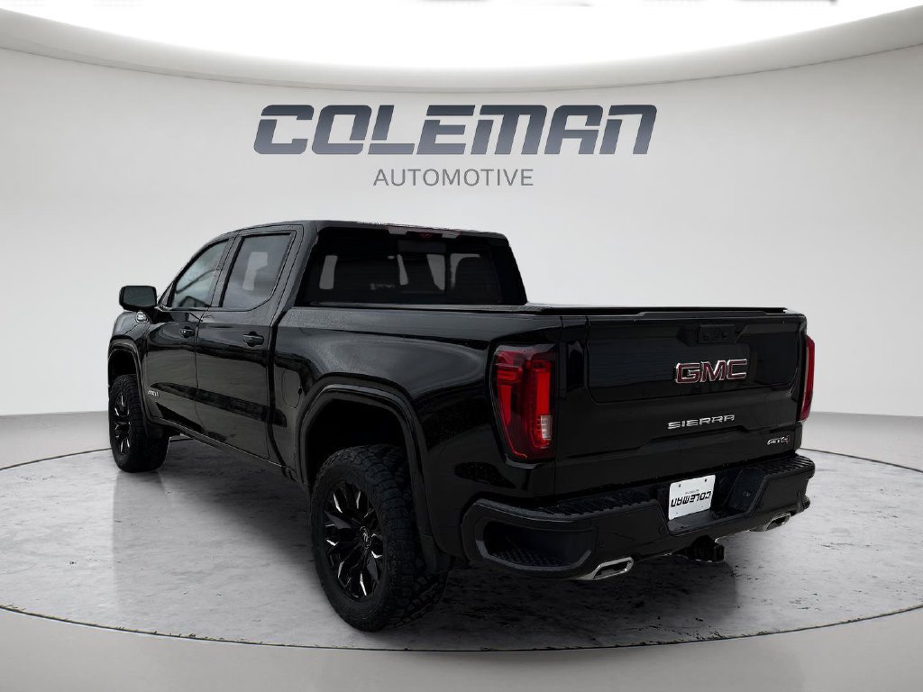 Used 2025 GMC Sierra 1500 AT4 w/ Technology Package AWD/4WD image 9