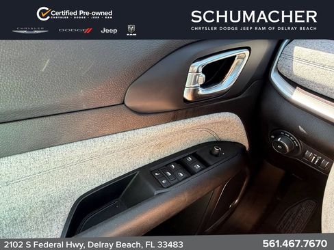 Certified 2022 Jeep Compass Latitude w/ Sun and Sound Group FWD image 25