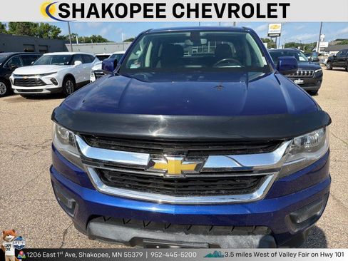 Used 2016 Chevrolet Colorado LT AWD/4WD image 2