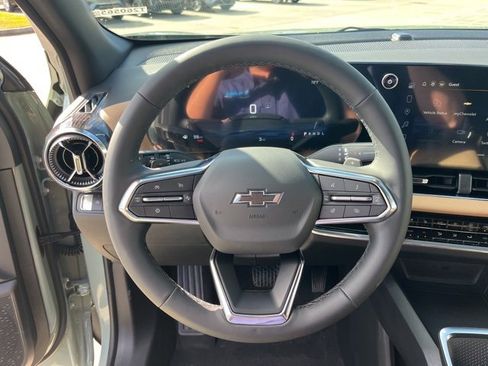 New 2026 Chevrolet Equinox ACTIV image 18