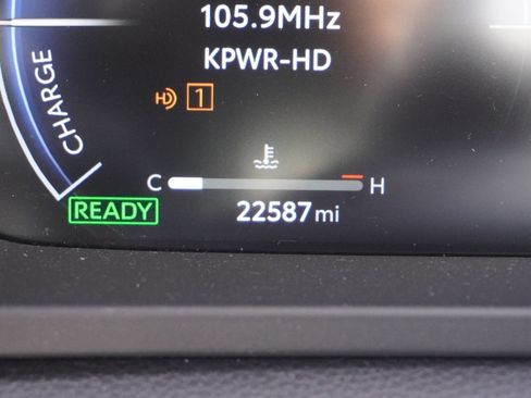 Used 2023 Toyota Crown w/ Carpet Mat Package (TMS) AWD/4WD image 3