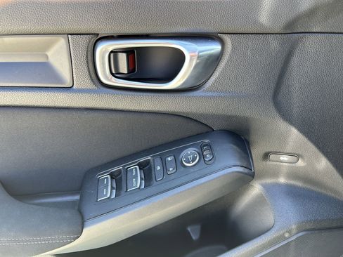 Certified 2025 Honda Civic Sport image 15