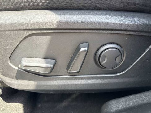 Used 2023 Hyundai Santa Cruz SEL FWD image 14