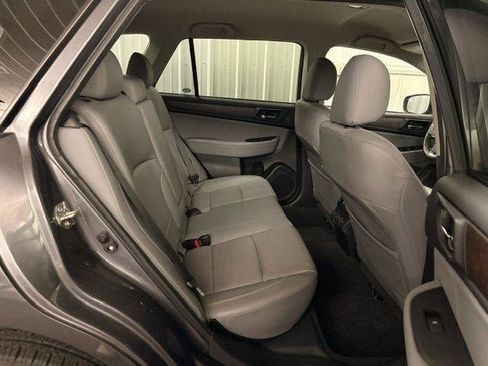 Used 2019 Subaru Outback 2.5i Limited AWD/4WD image 26