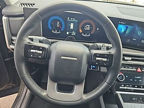 Certified 2025 Hyundai Santa Fe SEL image 15