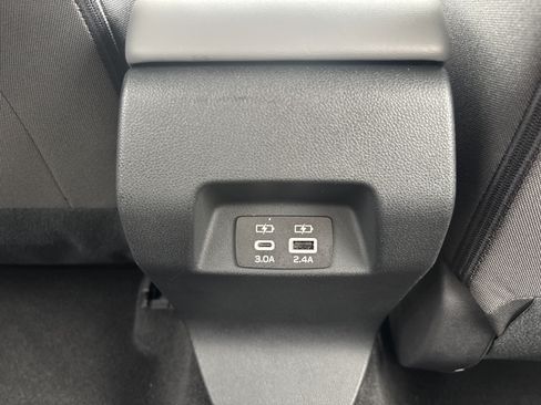 Used 2026 Subaru Crosstrek 2.5i Premium AWD/4WD image 16