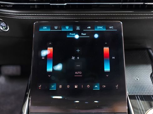 Used 2025 Cadillac Escalade Sport w/ Touring Package image 15