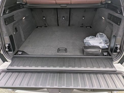 New 2026 BMW X5 xDrive40i w/ M Sport Package image 35