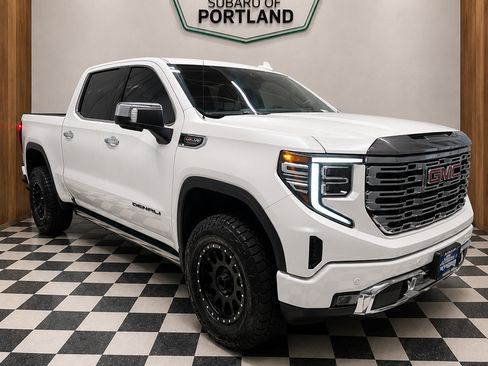 Used 2023 GMC Sierra 1500 Denali AWD/4WD image 1