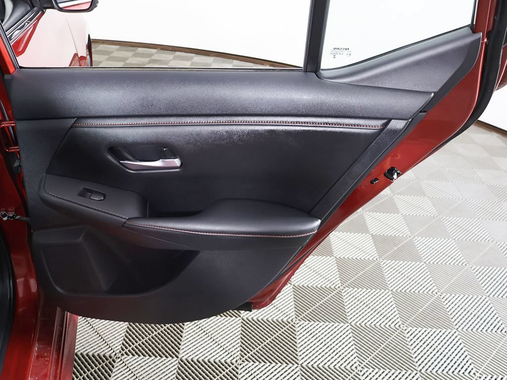 Used 2024 Nissan Sentra SR FWD image 22