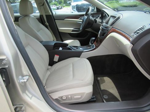 Used 2015 Buick Regal Premium FWD image 10